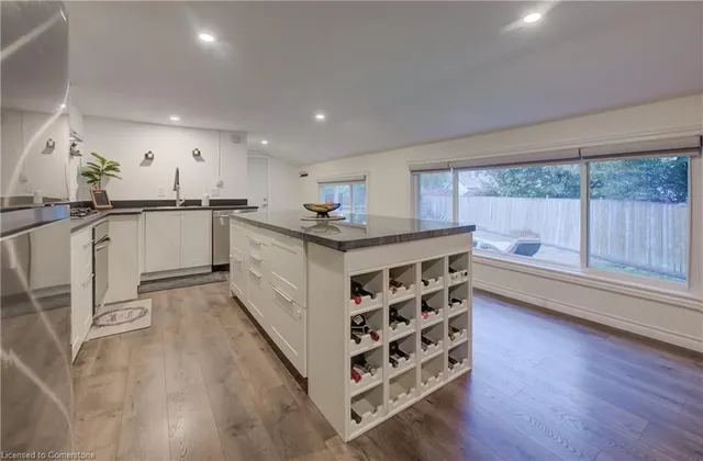 Additional image 22 of 14 Terrace Dr