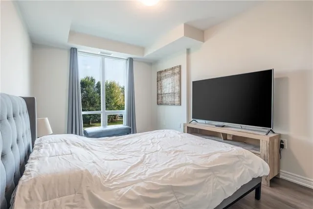 Additional image 20 of 2750 KING St Unit 203