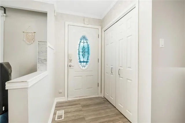 Additional image 6 of 8 CAMELOT Dr