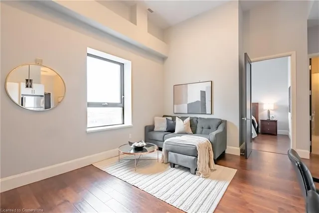 Additional image 15 of 112 King St Unit LPH01