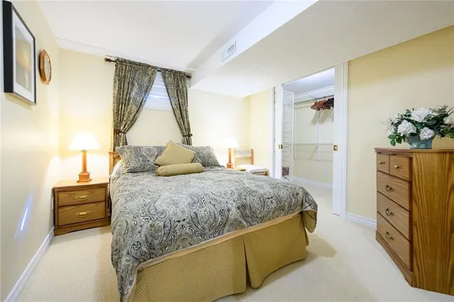 Additional image 37 of 38 LAKEGATE Dr