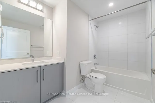 Additional image 12 of 15 QUEEN St Unit 1411