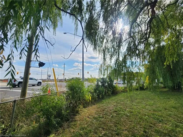 Additional image 14 of 559 Dundas St