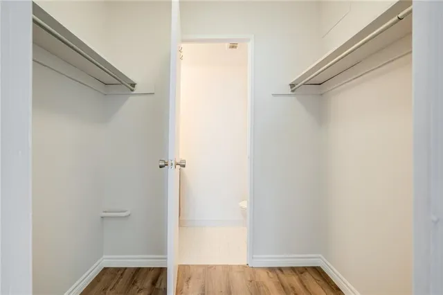 Additional image 17 of 500 GREEN Rd Unit 903