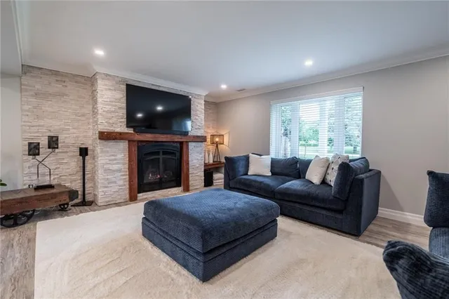 Additional image 6 of 16 NOBLE KIRK Dr