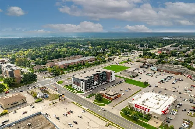 Additional image 26 of 5 HAMILTON St Unit 405