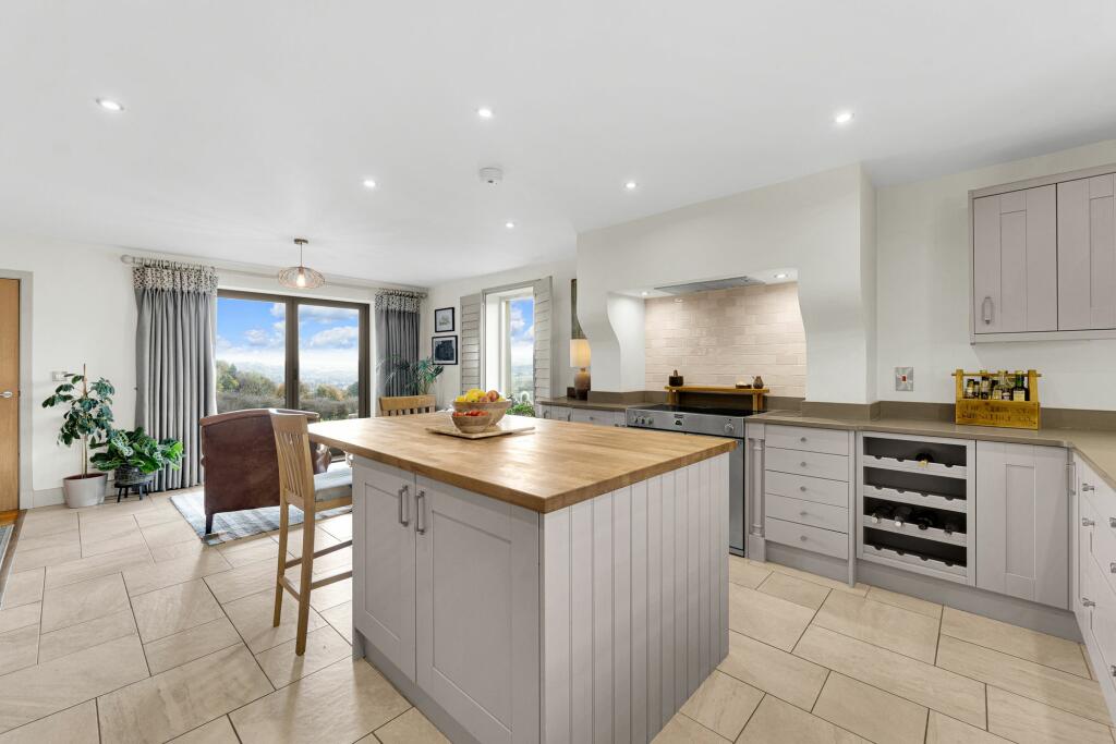 Additional image 10 of 1750s Farmhouse on 0.8 acres, 360° views, rustic charm, and scenic Rossendale countryside!