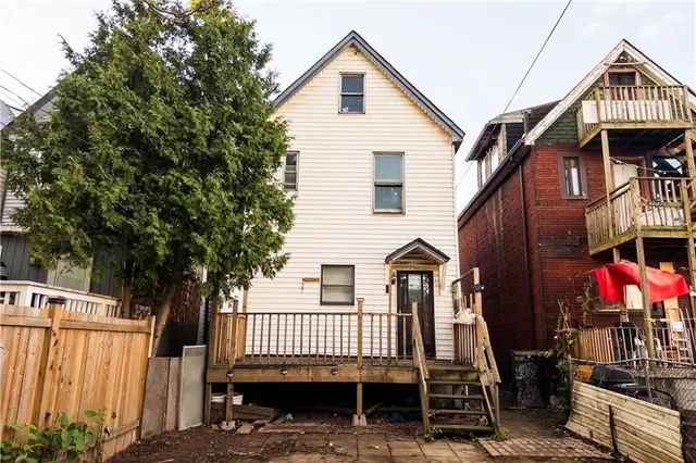 Additional image 23 of 41 MUNROE St