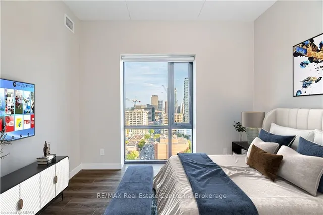 Additional image 14 of 15 QUEEN St Unit 1411