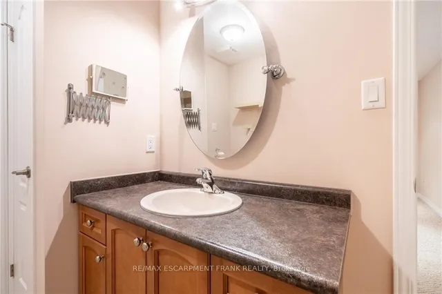 Additional image 39 of 50 Grovetree Tr