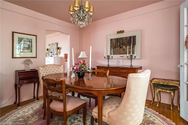 Additional image 14 of 144 Brantdale Ave