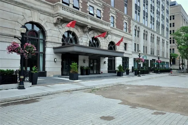 Additional image 2 of 112 KING St Unit 1109