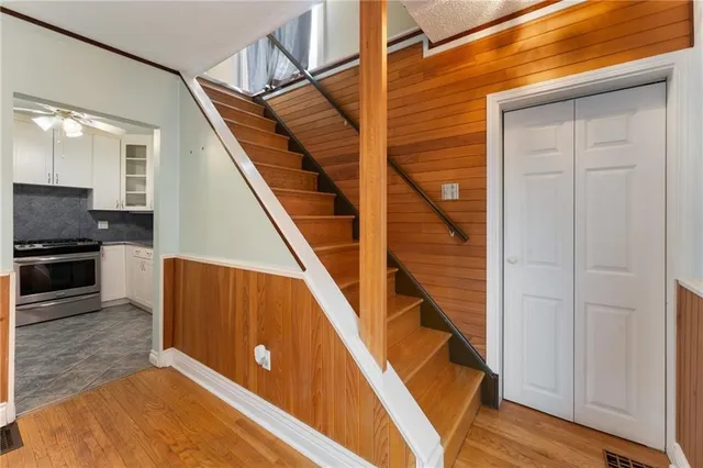 Additional image 17 of 46 GRAHAM Ave