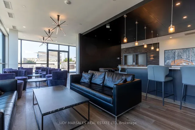 Additional image 34 of 101 Locke St Unit 504