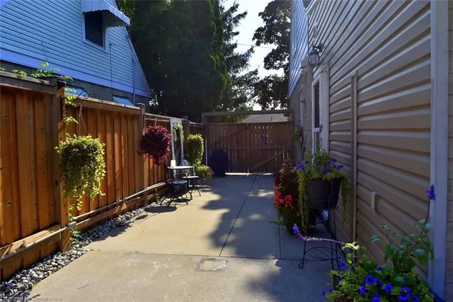 Additional image 44 of 6 Ratcliffe Crt