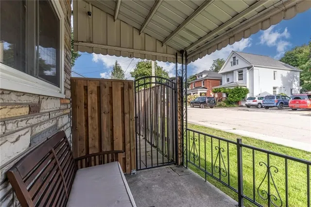 Additional image 25 of 2 JAMES St