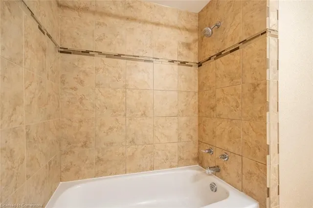 Additional image 31 of 1115 Paramount Dr Unit 103