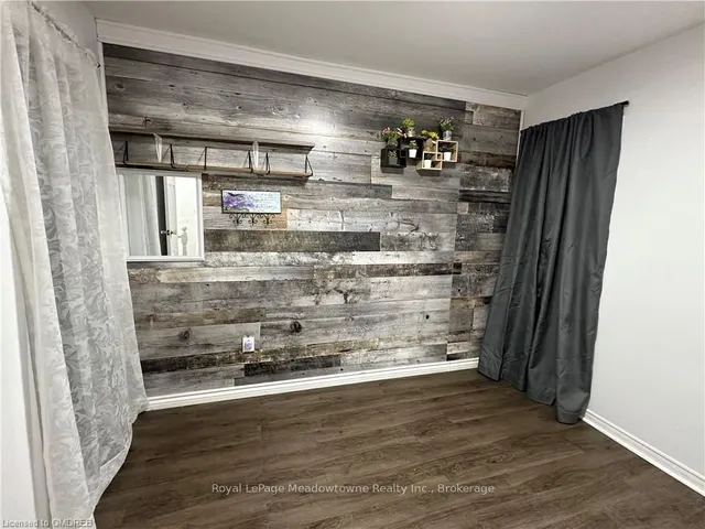 Additional image 3 of 97 FRANCIS St