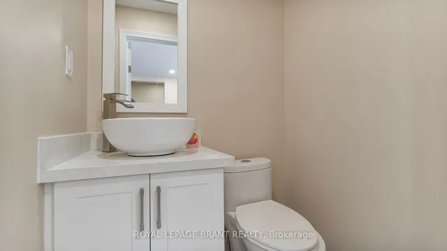 Additional image 5 of 33 Highland Ave