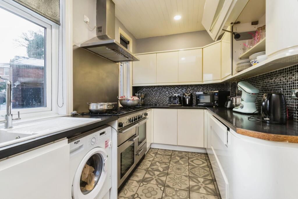 Additional image 7 of Park Crescent, BLACKBURN, Lancashire, BB2