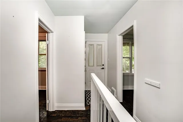 Additional image 6 of 170 LAKE Ave