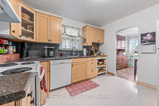 Additional image 15 of 688 Ninth Ave