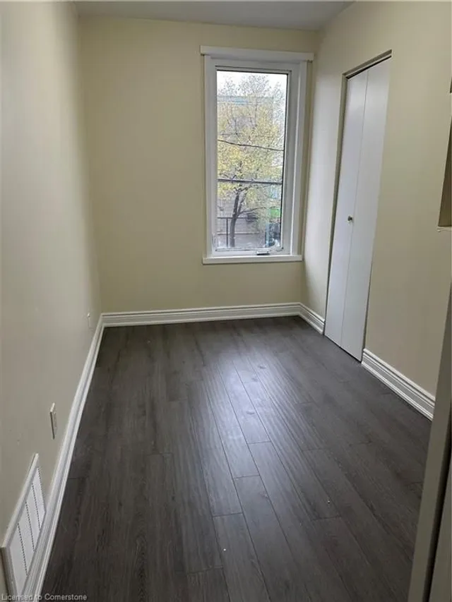 Additional image 16 of 57 Beach Rd