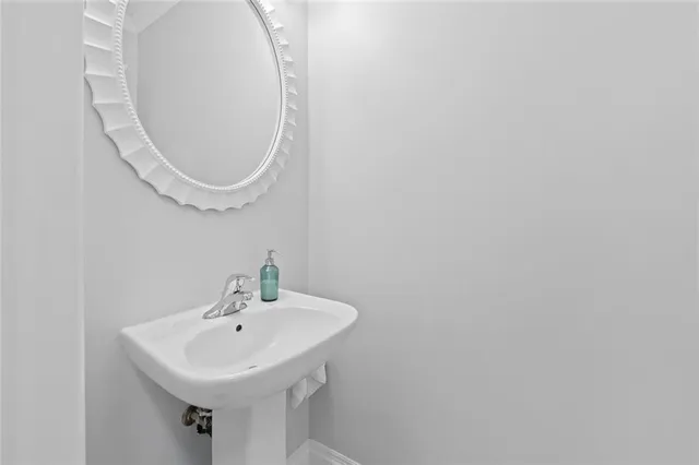 Additional image 28 of 870 BEACH Blvd