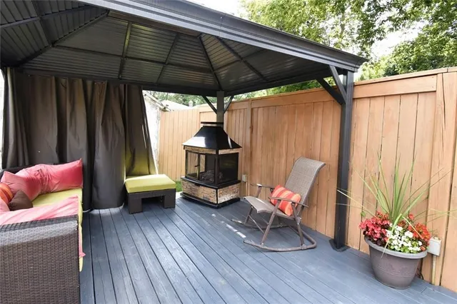 Additional image 38 of 207 EAST 24TH St