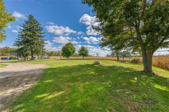 Additional image 32 of 152 POPLAR St