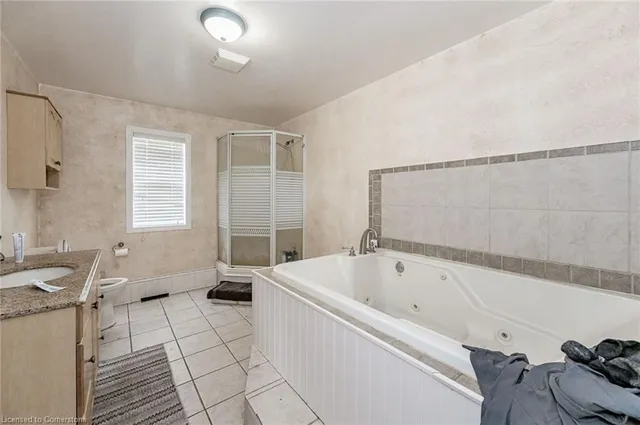 Additional image 9 of 1388 Highway No. 6