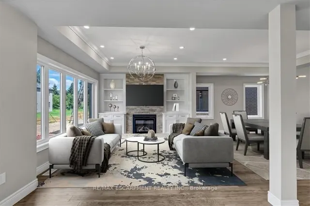 Additional image 3 of 19 ROSELAWN Ave