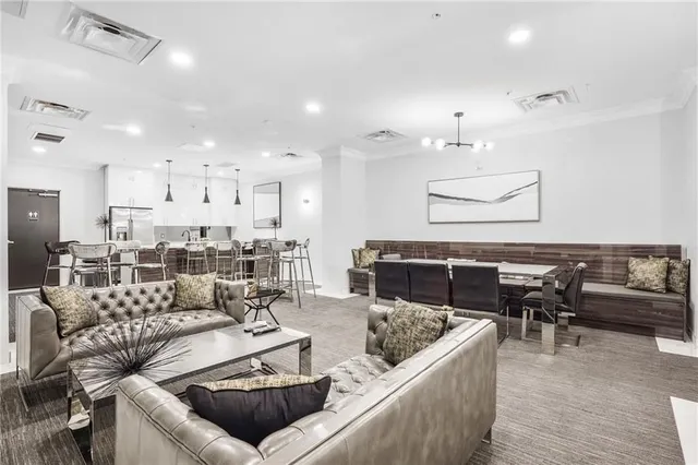 Additional image 18 of 112 King St Unit 1111