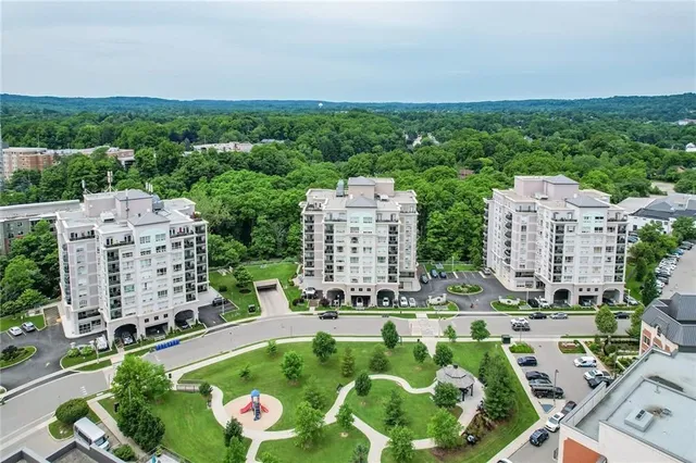 Additional image 32 of 3000 CREEKSIDE Dr Unit 807