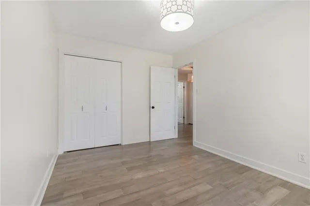 Additional image 18 of 8 CAMELOT Dr