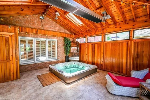 Additional image 49 of 76 Adriatic Blvd