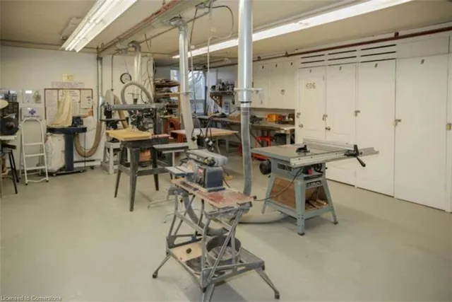 Additional image 27 of 500 Green Rd Unit 605