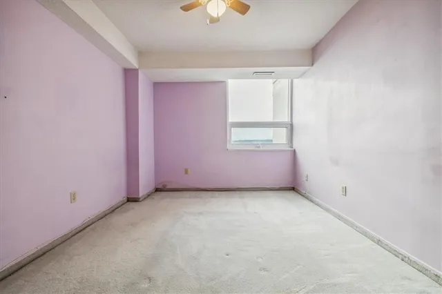 Additional image 42 of 500 GREEN Rd Unit 1411