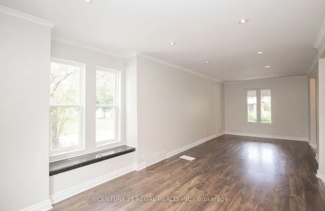 Additional image 10 of 112 Maplewood Ave