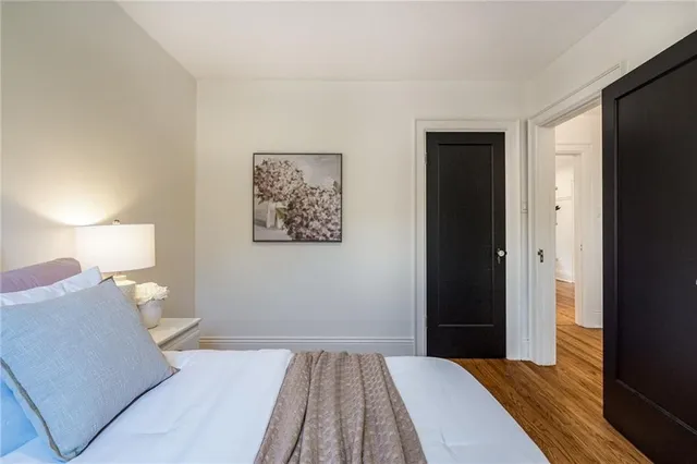 Additional image 29 of 111 LAKE AVENUE Dr