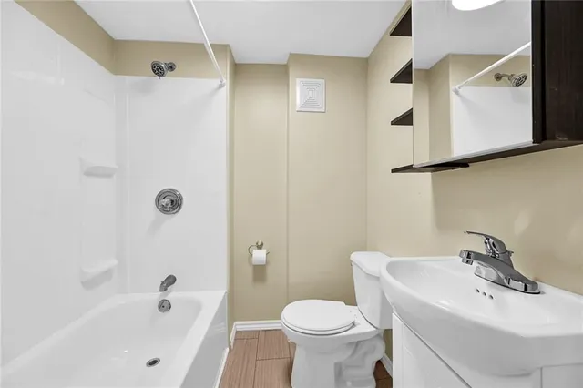 Additional image 40 of 5 RIDELL Cres