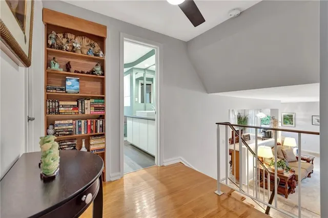 Additional image 15 of 65 MAPLE Dr