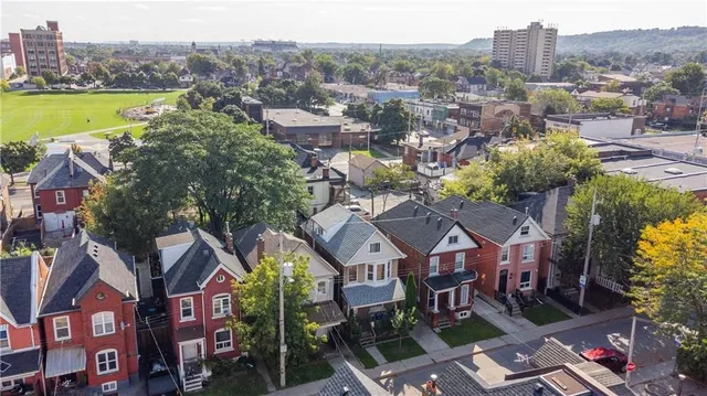 Additional image 35 of 16 WILLIAM St