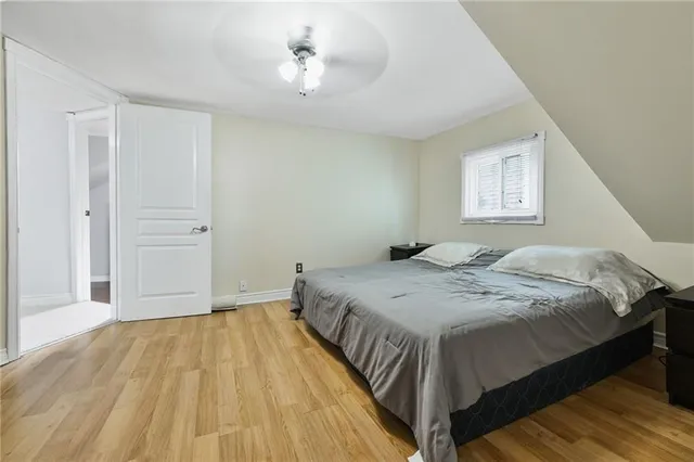 Additional image 23 of 215 STRATHEARNE Ave