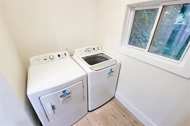 Additional image 17 of 49 CARRICK Ave