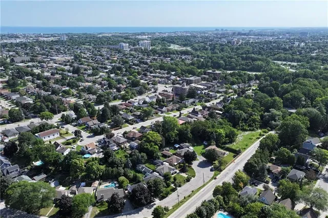 Additional image 49 of 317 GLENHOLME Ave