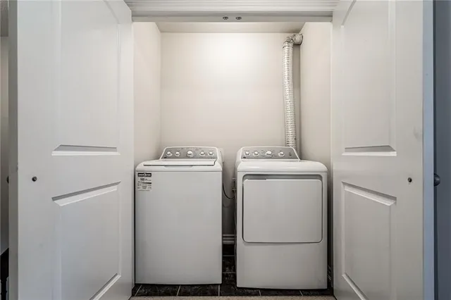 Additional image 15 of 219 DUNDAS St Unit 26