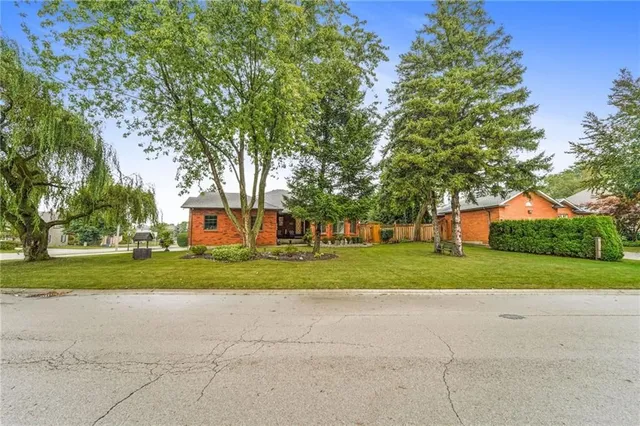 Additional image 3 of 524 CALDER St