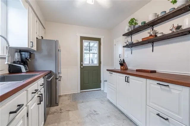 Additional image 11 of 305 WEXFORD Ave
