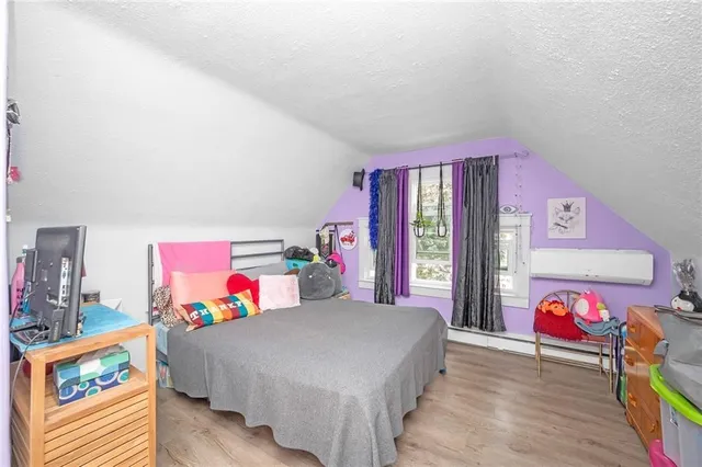 Additional image 10 of 93 EAST 23RD St